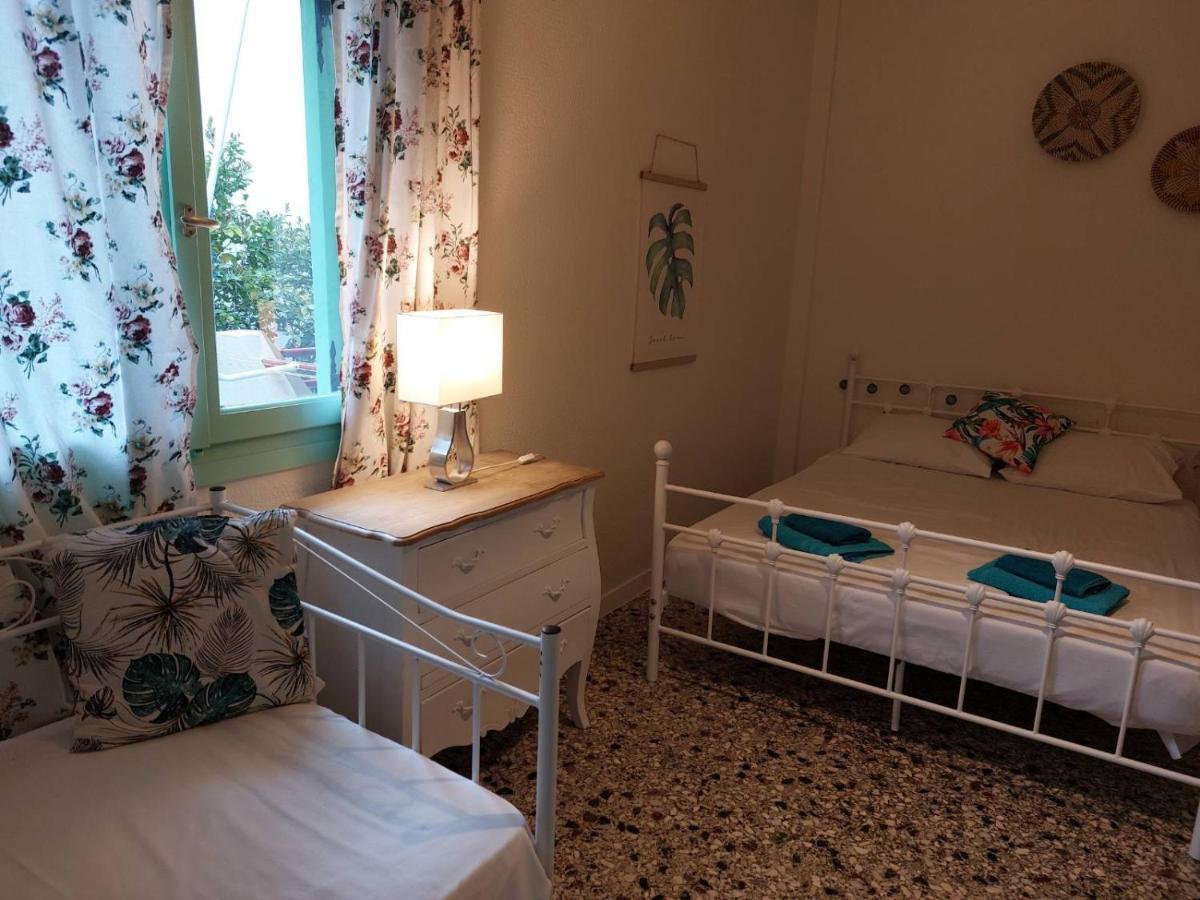 Vitamin Sea Studio Panagia  Luaran gambar
